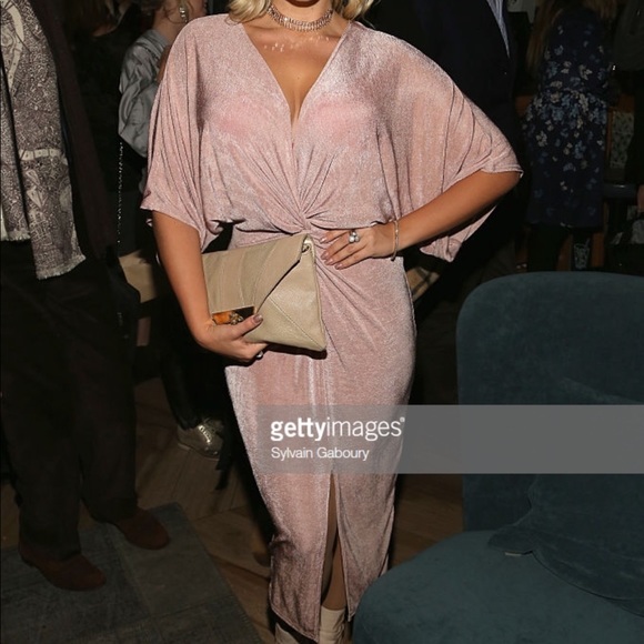 Hip hugging pink Missguided dress - Picture 3 of 3